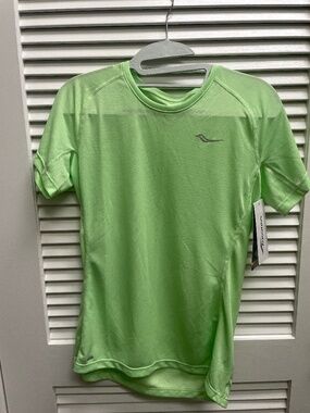 Saucony dry fit running shirt